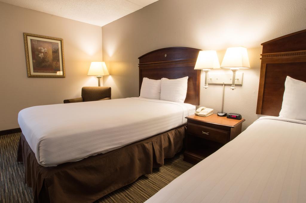 Greenstay Hotel & Suites Central スプリングフィールド エクステリア 写真