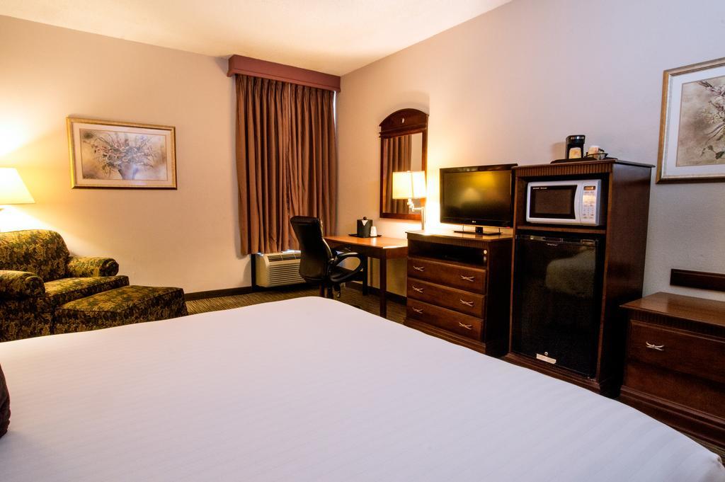 Greenstay Hotel & Suites Central スプリングフィールド エクステリア 写真