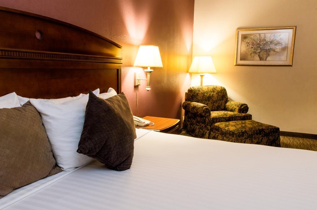 Greenstay Hotel & Suites Central スプリングフィールド エクステリア 写真