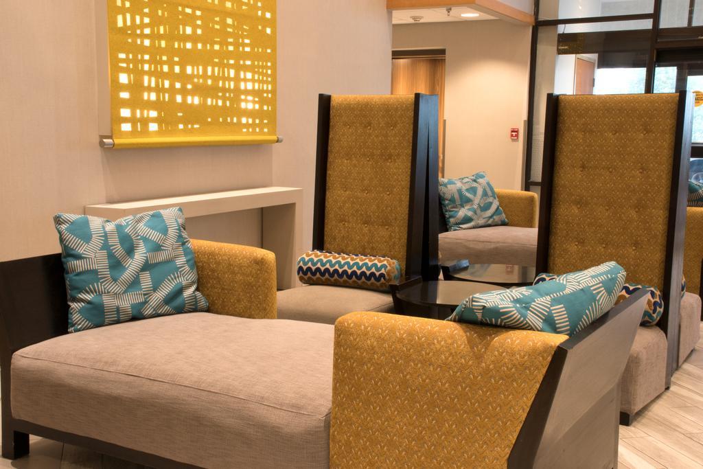 Greenstay Hotel & Suites Central スプリングフィールド エクステリア 写真