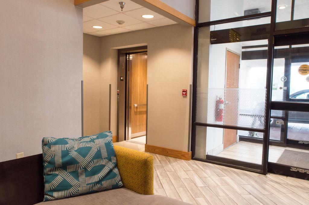 Greenstay Hotel & Suites Central スプリングフィールド エクステリア 写真