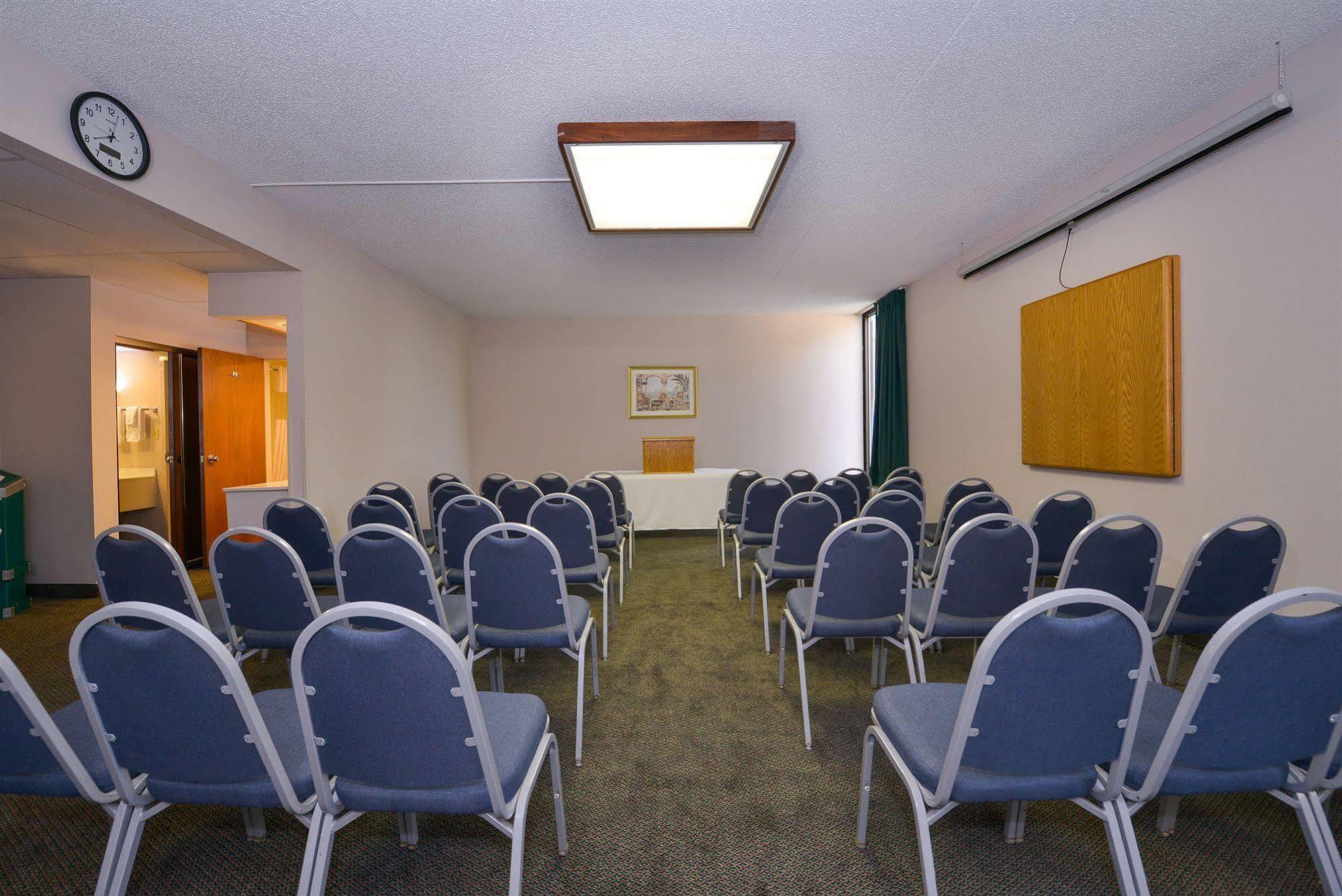 Greenstay Hotel & Suites Central スプリングフィールド エクステリア 写真